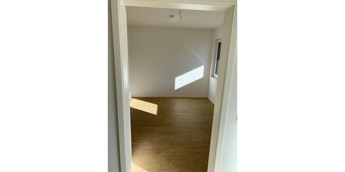 Erdgeschoßwohnung Erkelenz - 4 Zimmer, 99 m&sup2;, 1.780&euro; | Angebot:24332568