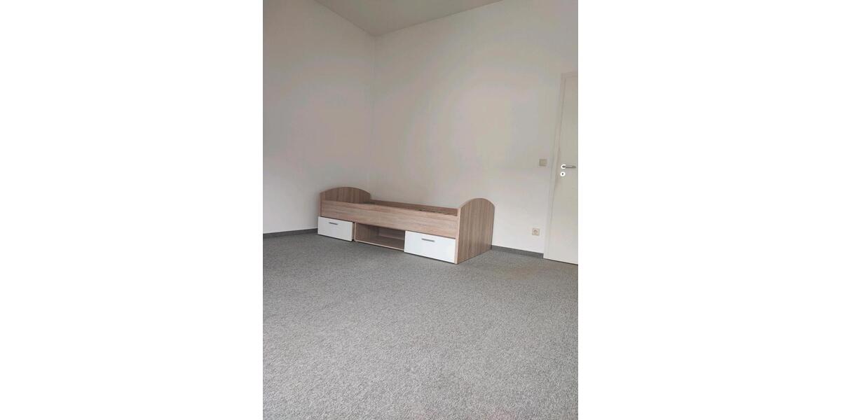 Etagenwohnung Kemberg - 2 Zimmer, 72 m&sup2;, 370&euro; | Angebot:24612622