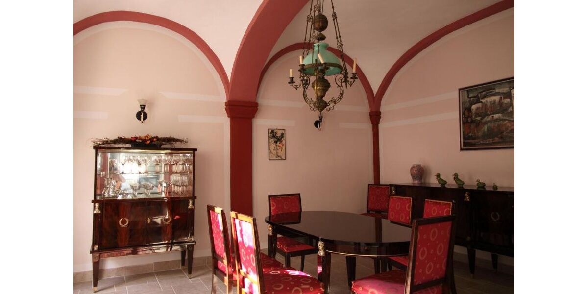 Historisches Winzeranwesen, teilmöblierte Wohnung 4 zimmer