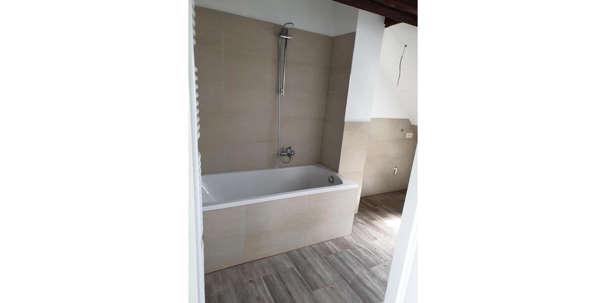 Dachgeschoßwohnung Mannheim Sandhofen - 3 Zimmer, 72 m&sup2;, 800&euro; | Angebot:24772641