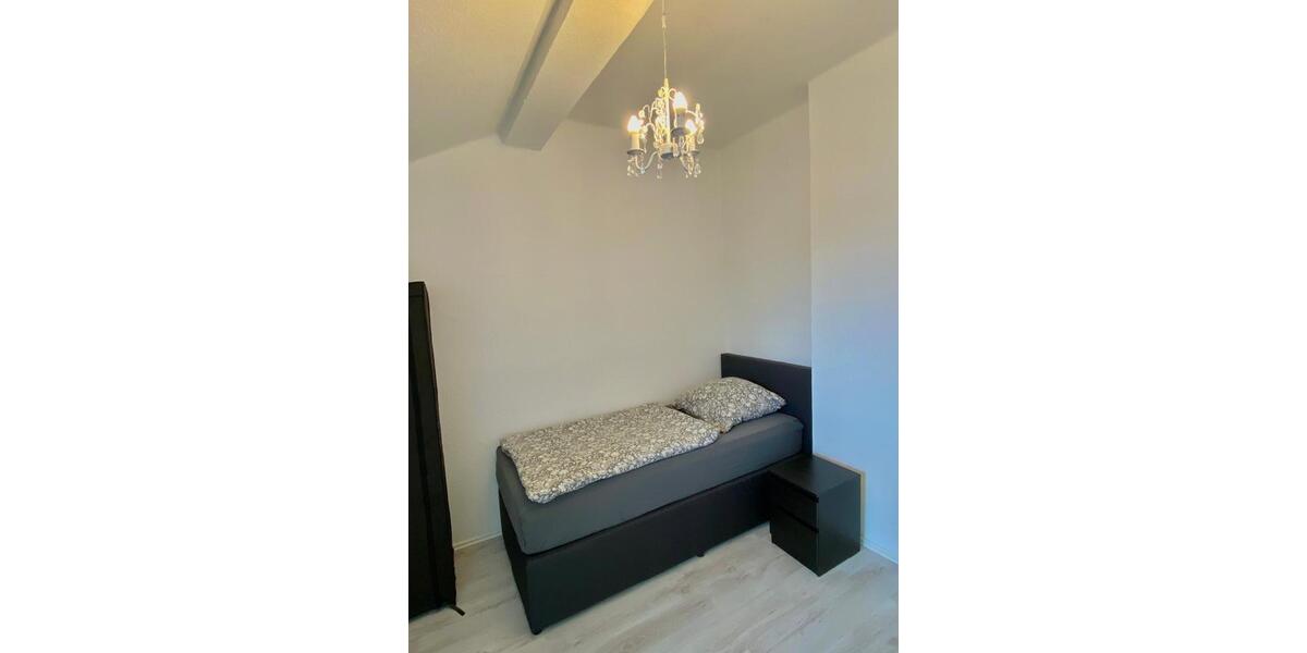 Wohnen auf Zeit Homberg (Efze) - 7 Zimmer, 152 m&sup2;, 16&euro; | Angebot:26310679