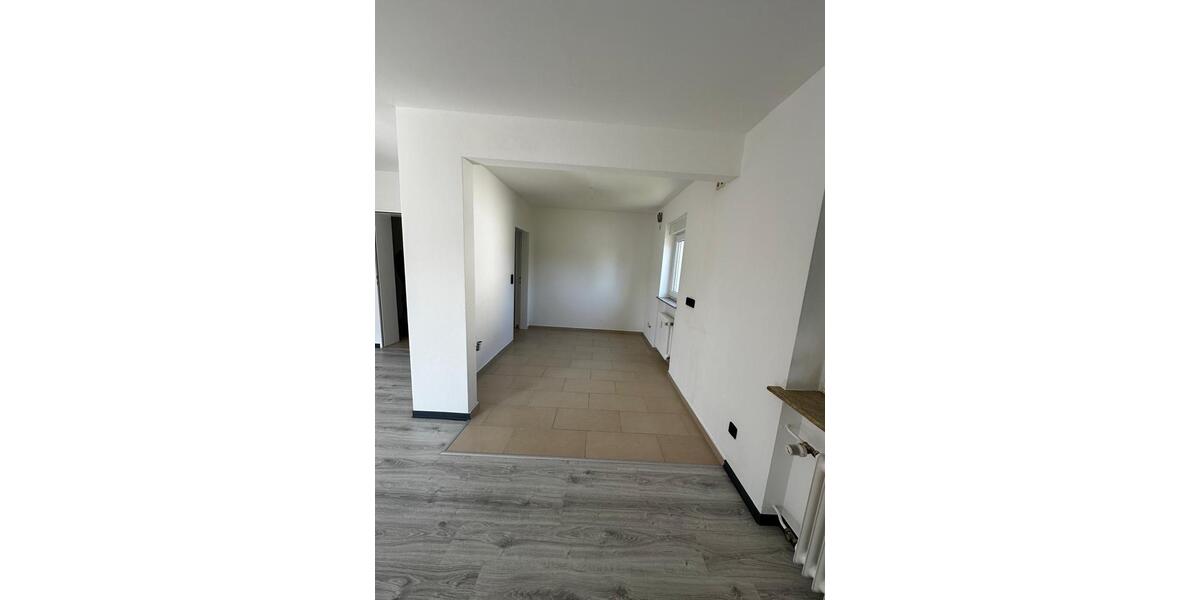 Etagenwohnung Wolfhagen - 3 Zimmer, 91 m&sup2;, 730&euro; | Angebot:26279480