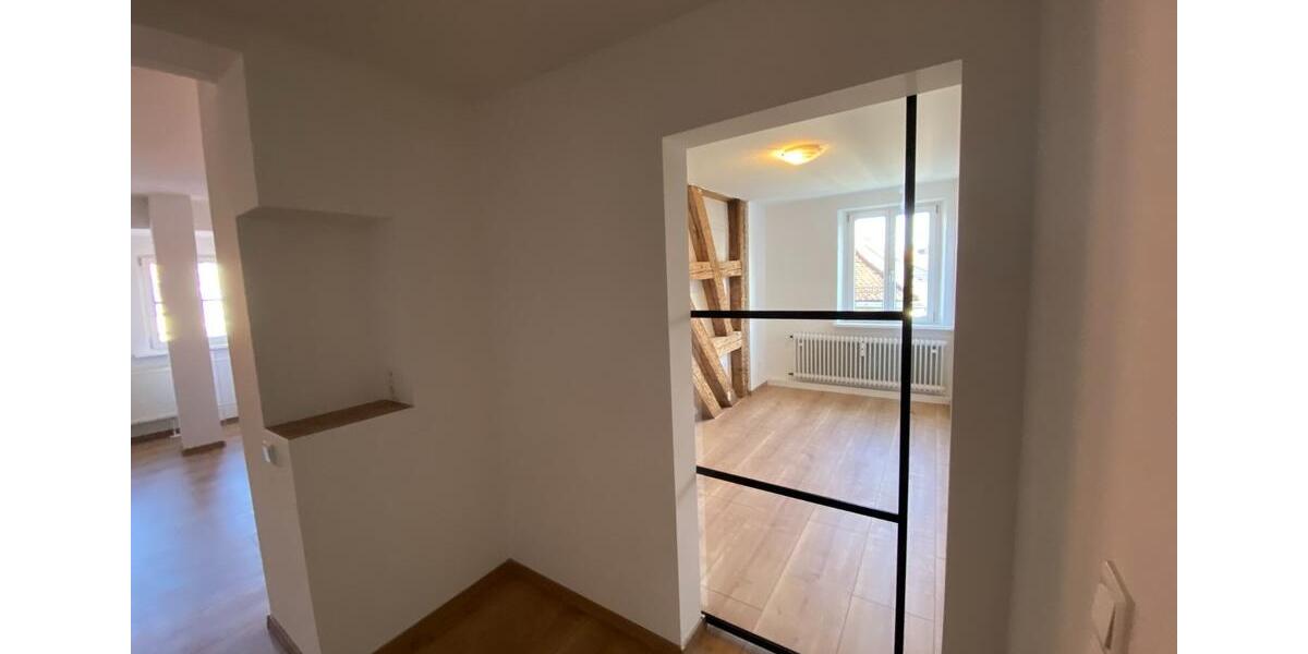 Etagenwohnung Feuchtwangen - 2 Zimmer, 79 m&sup2;, 900&euro; | Angebot:25931438