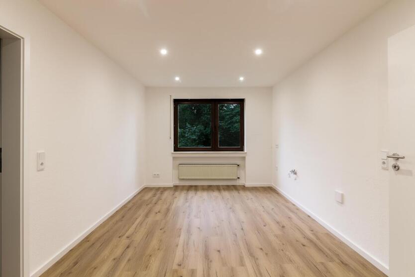 Renovierte 2-Zimmer Wohnung in ruhiger Lage von Pellingen 2 zimmer