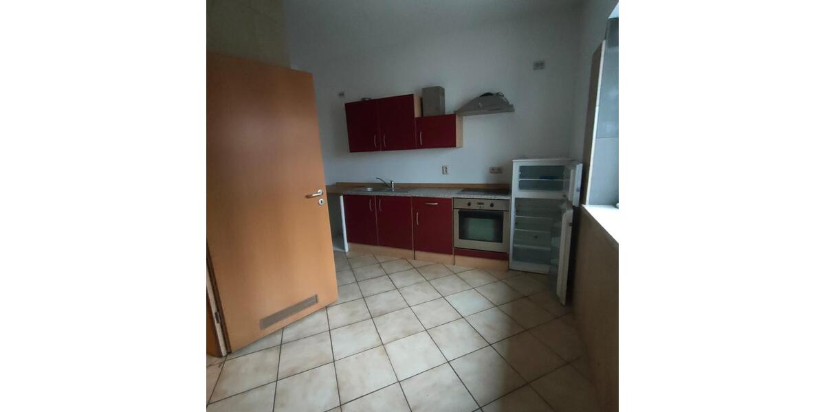 Erdgeschoßwohnung Apolda - 2 Zimmer, 66 m&sup2;, 480&euro; | Angebot:26056116