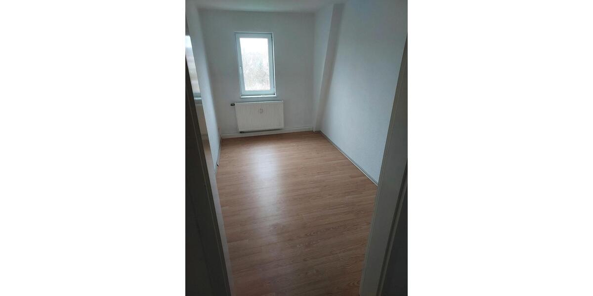 Etagenwohnung Reichenbach im Vogtland Obermylau - 5 Zimmer, 98 m&sup2;, 680&euro; | Angebot:24104355