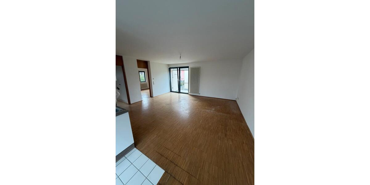 Etagenwohnung Bad König - 2 Zimmer, 62 m&sup2;, 650&euro; | Angebot:25976466