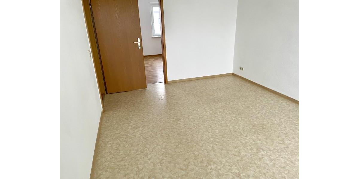 Etagenwohnung Bad Dürrenberg - 3 Zimmer, 66 m&sup2;, 415&euro; | Angebot:24864785