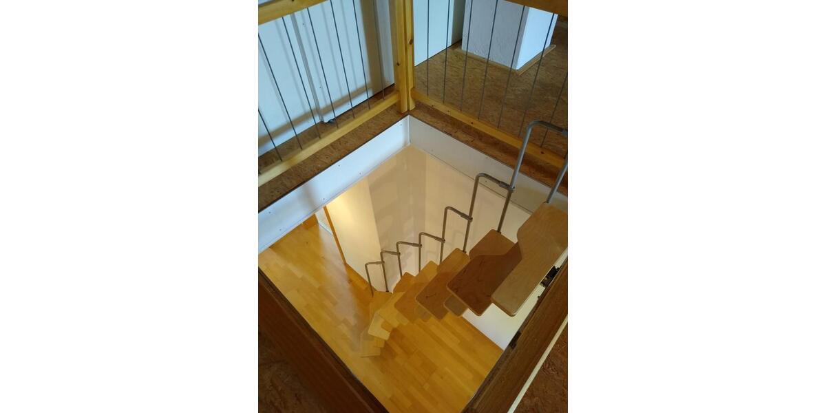 Dachgeschoßwohnung Niederschönenfeld - 3 Zimmer, 110 m&sup2;, 1.150&euro; | Angebot:26613621