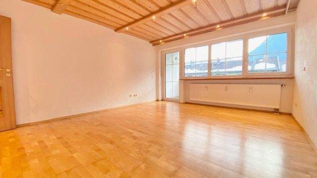 Etagenwohnung Piding Mauthausen - 2 Zimmer, 63 m&sup2;, 650&euro; | Angebot:26188238