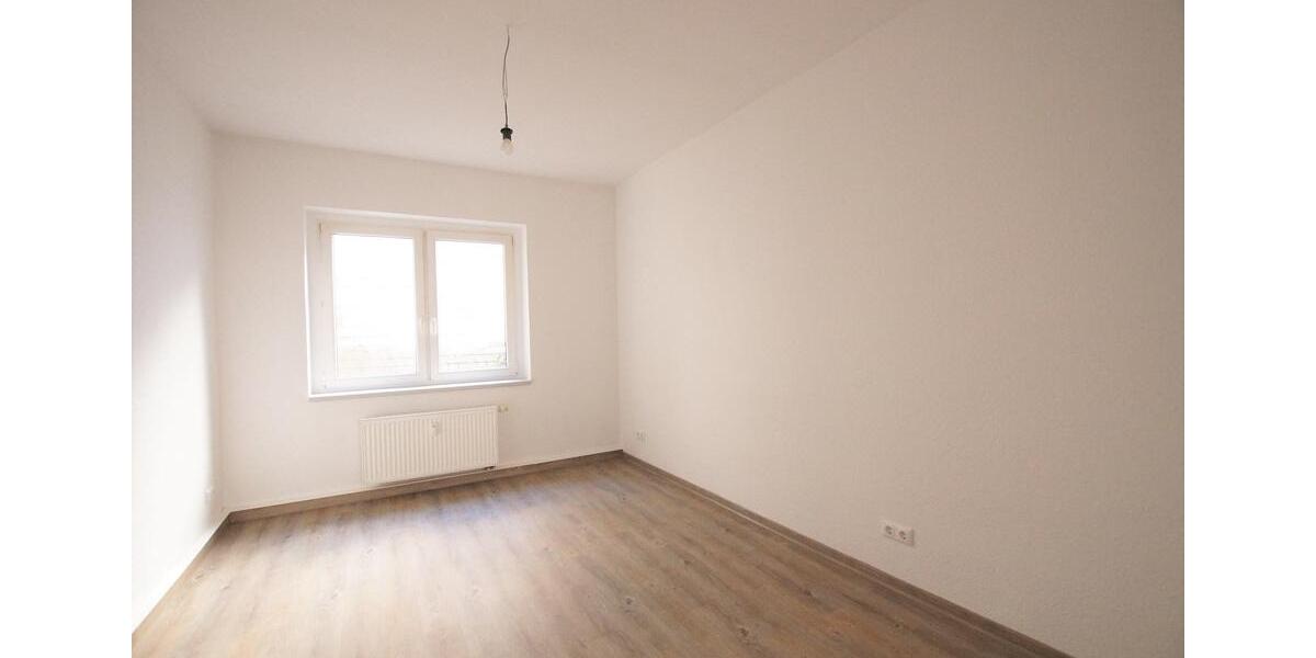 Etagenwohnung Pößneck - 2 Zimmer, 52 m&sup2;, 365&euro; | Angebot:26246714