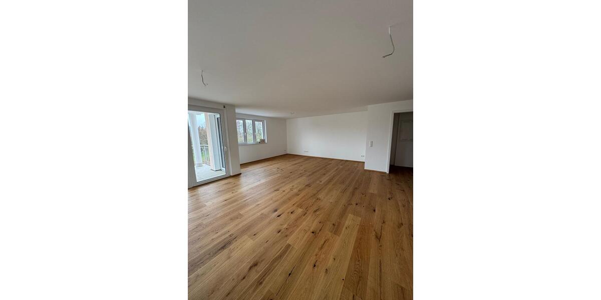 Etagenwohnung Plüderhausen - 3 Zimmer, 102 m&sup2;, 1.150&euro; | Angebot:25234400