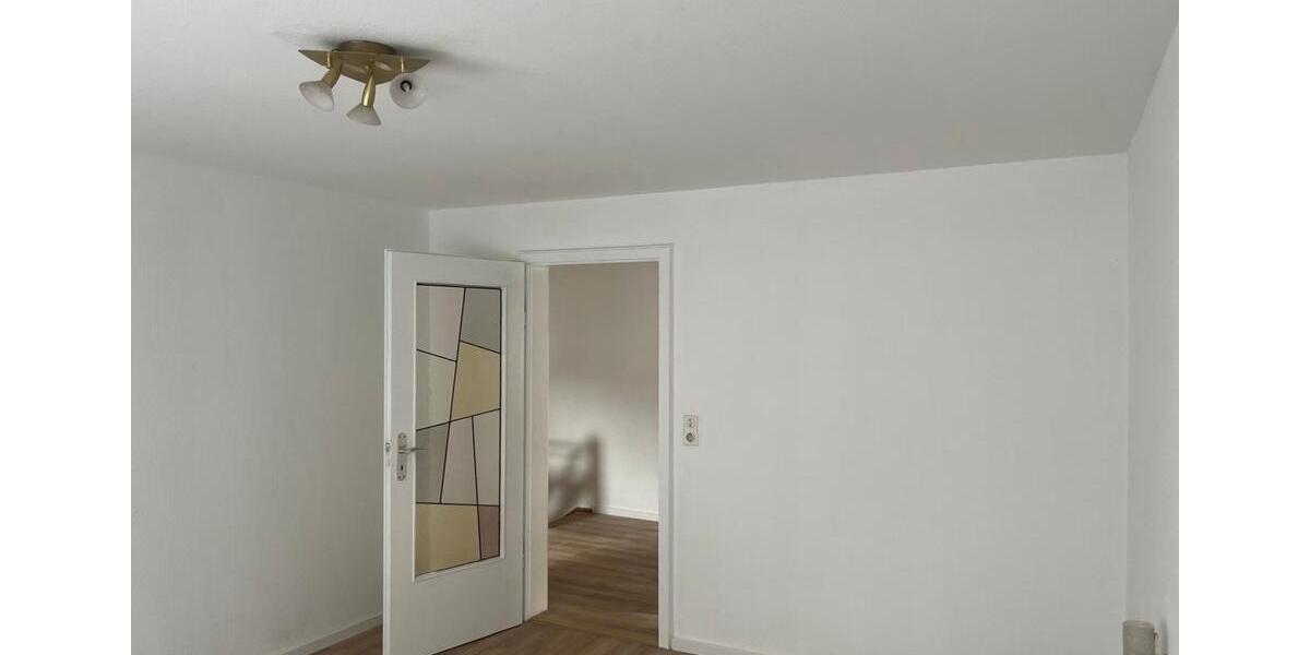 Etagenwohnung Neckartenzlingen - 4 Zimmer, 112 m&sup2;, 1.400&euro; | Angebot:26692449