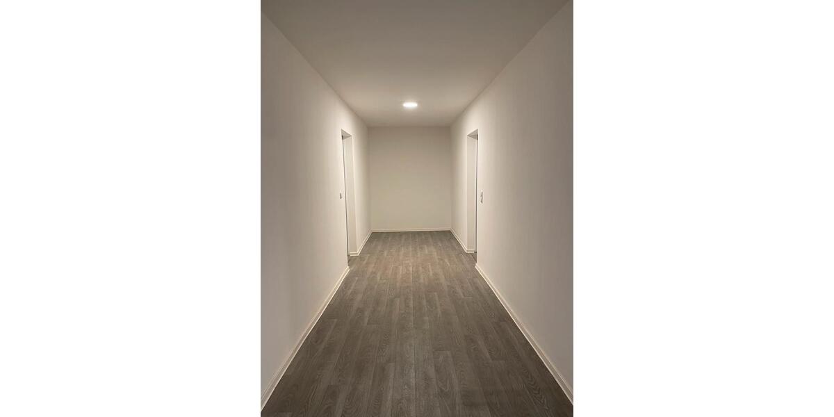 Etagenwohnung Schwarzheide - 2 Zimmer, 61 m&sup2;, 650&euro; | Angebot:25483558