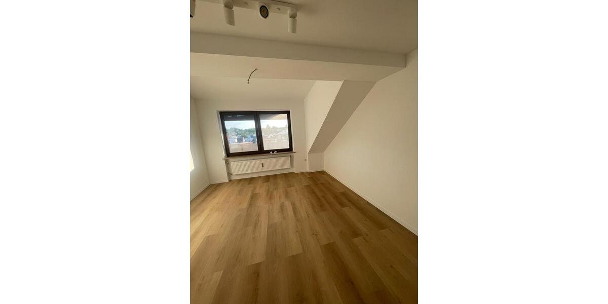Etagenwohnung Wolnzach - 3 Zimmer, 105 m&sup2;, 1.150&euro; | Angebot:24992299