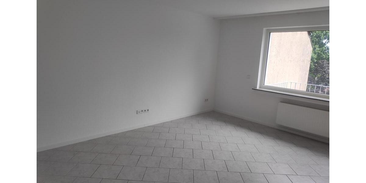Etagenwohnung Oberhausen Biefang - 3 Zimmer, 82 m&sup2;, 850&euro; | Angebot:26033124