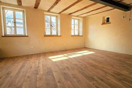 Wohnung Gönnheim - 4 Zimmer, 146 m&sup2;, 1.900&euro; | Angebot:25877030