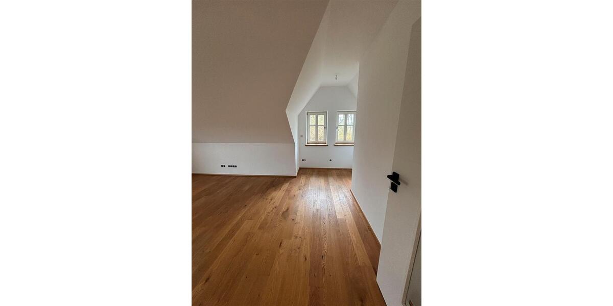 Dachgeschoßwohnung Ahaus - 3 Zimmer, 94 m&sup2;, 893&euro; | Angebot:24597553