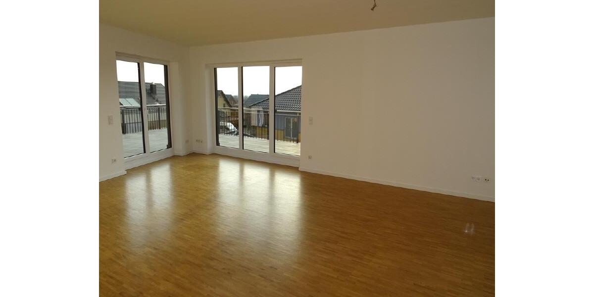 Etagenwohnung Freital - 3 Zimmer, 138 m&sup2;, 1.800&euro; | Angebot:24677184