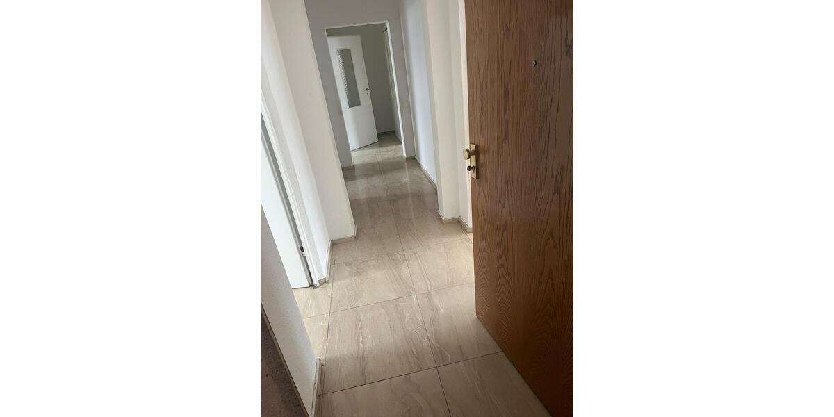 Etagenwohnung Harztor - 3 Zimmer, 65 m&sup2;, 420&euro; | Angebot:24795683