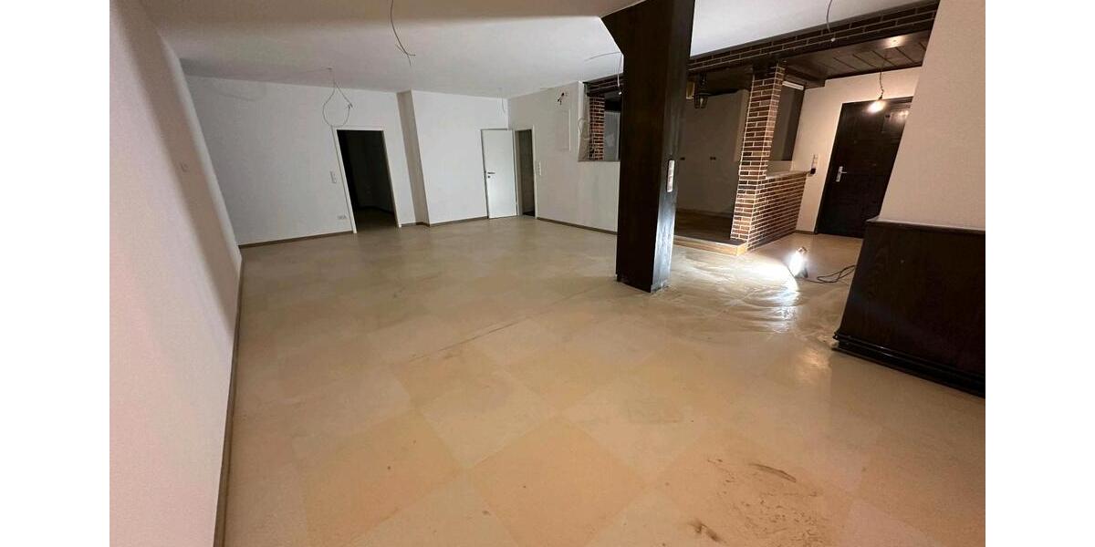 Etagenwohnung Frielendorf - 5 Zimmer, 115 m&sup2;, 900&euro; | Angebot:26479823