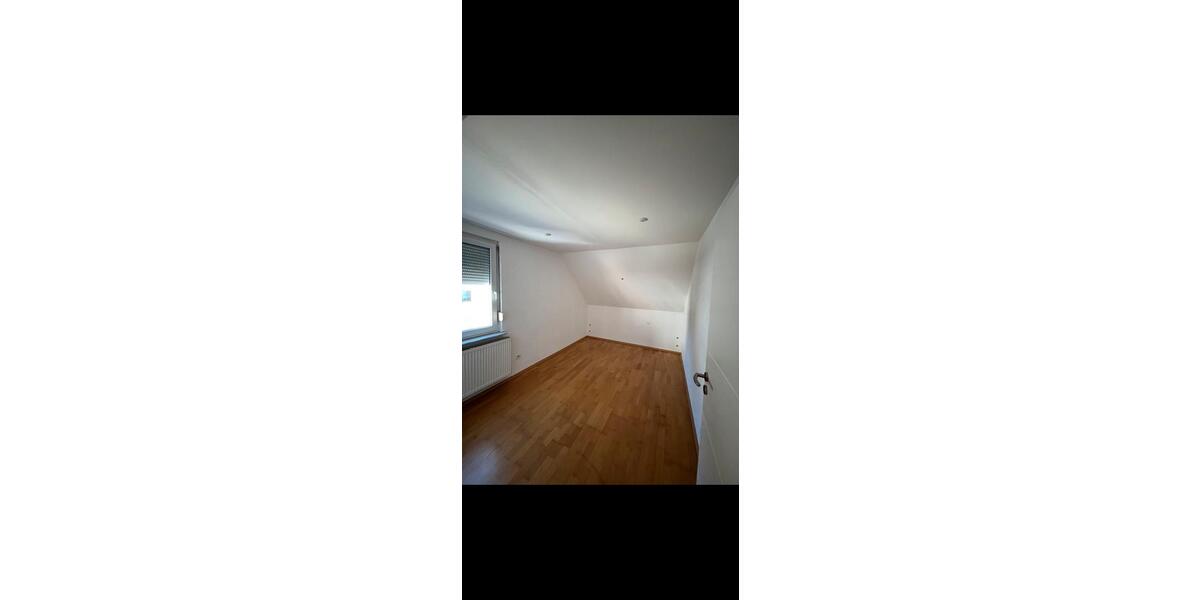 Etagenwohnung Schramberg - 3 Zimmer, 78 m&sup2;, 750&euro; | Angebot:26537277