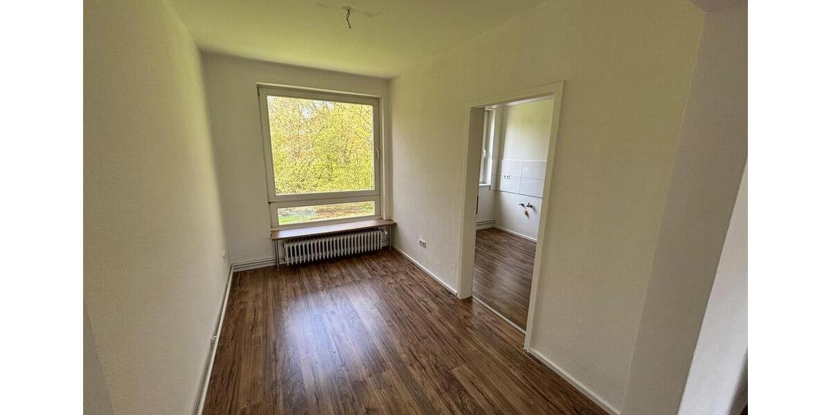 Etagenwohnung Wilhelmshaven Altengroden - 4 Zimmer, 80 m&sup2;, 600&euro; | Angebot:26518165