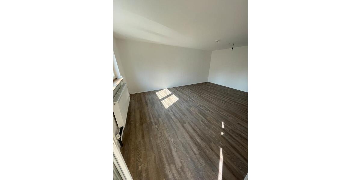 Helle 4-Zimmerwohnung mit Garage (93qm) 4 zimmer