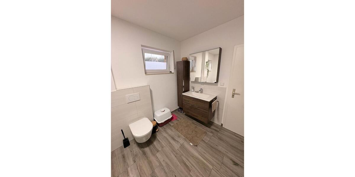 Erdgeschoßwohnung Hilders - 5 Zimmer, 116 m&sup2;, 900&euro; | Angebot:26614064