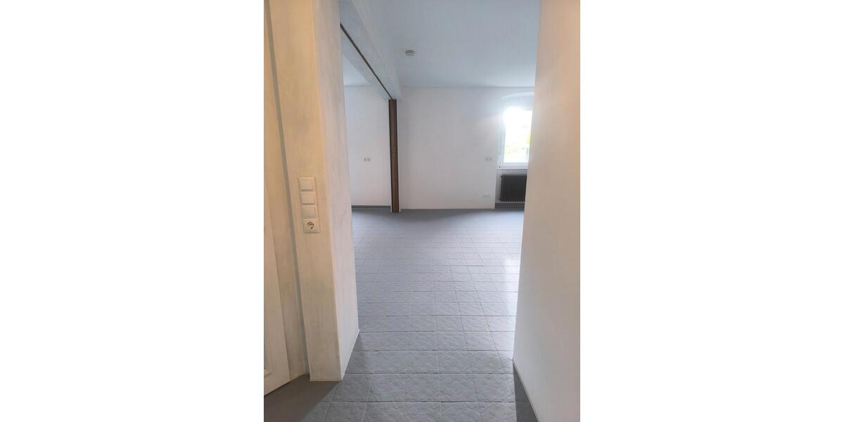 Etagenwohnung Boxberg - 2 Zimmer, 72 m&sup2;, 850&euro; | Angebot:26406614