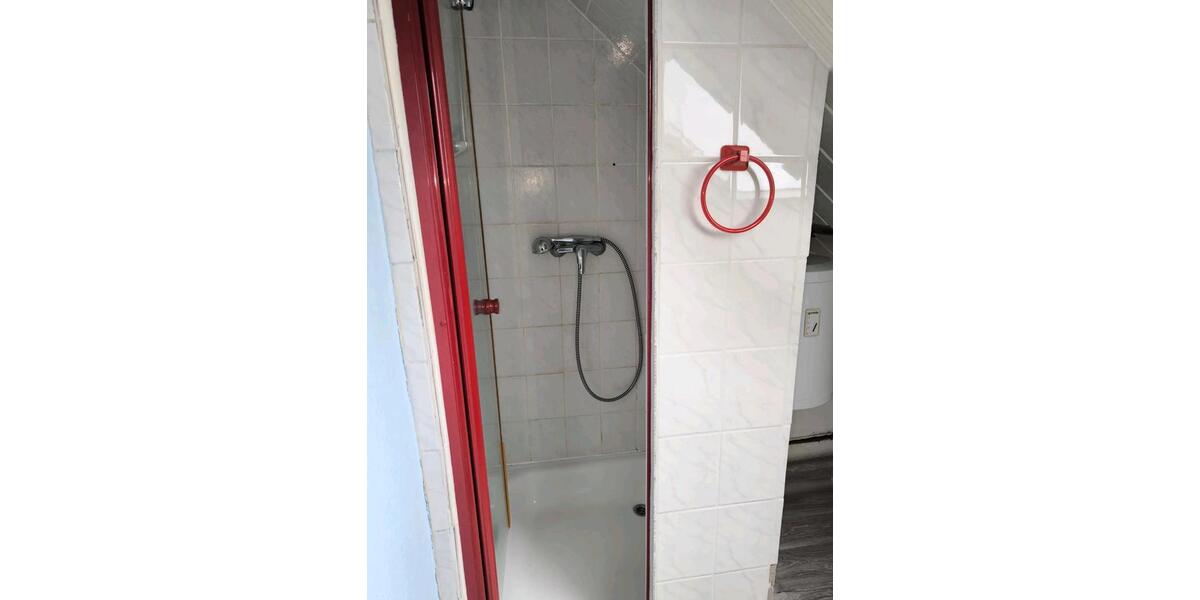 Dachgeschoßwohnung Lüdenscheid Othlinghausen - 1 Zimmer, 35 m&sup2;, 400&euro; | Angebot:26393531