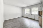 1 Zimmer - renoviert - zentrale Lage - Einbauküche