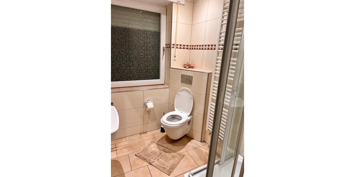 Wohnen auf Zeit Wesel Bislich - 5 Zimmer, 220 m&sup2;, 2.900&euro; | Angebot:26123312