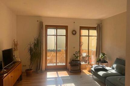 Wohnung Rosenheim Innenstadt - 2 Zimmer, 66 m&sup2;, 850&euro; | Angebot:26291889