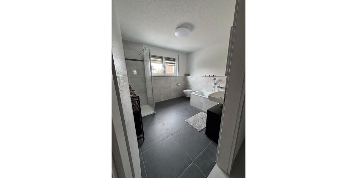 Erdgeschoßwohnung Kreßberg - 3 Zimmer, 78 m&sup2;, 745&euro; | Angebot:26101712