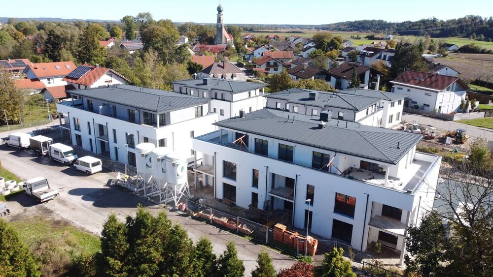 Etagenwohnung Tüßling - 3 Zimmer, 99 m&sup2;, 1.275&euro; | Angebot:26154944