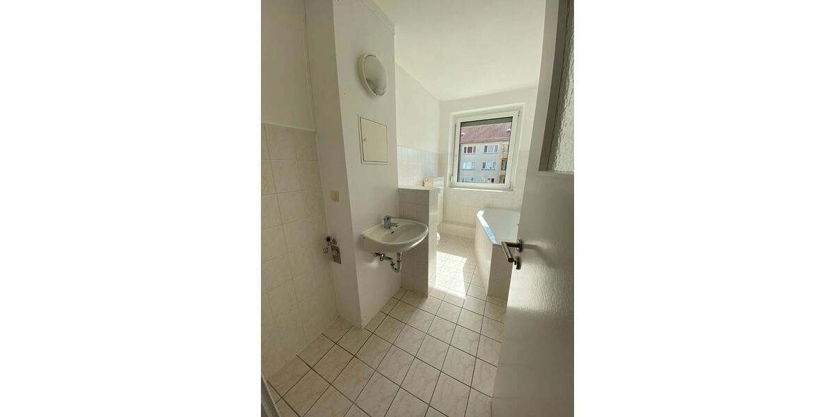 Etagenwohnung Kamenz - 3 Zimmer, 67 m&sup2;, 440&euro; | Angebot:26675773
