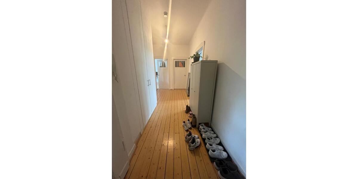 Wohnen auf Zeit Bielefeld Mitte - 5 Zimmer, 130 m&sup2;, 572&euro; | Angebot:26656279