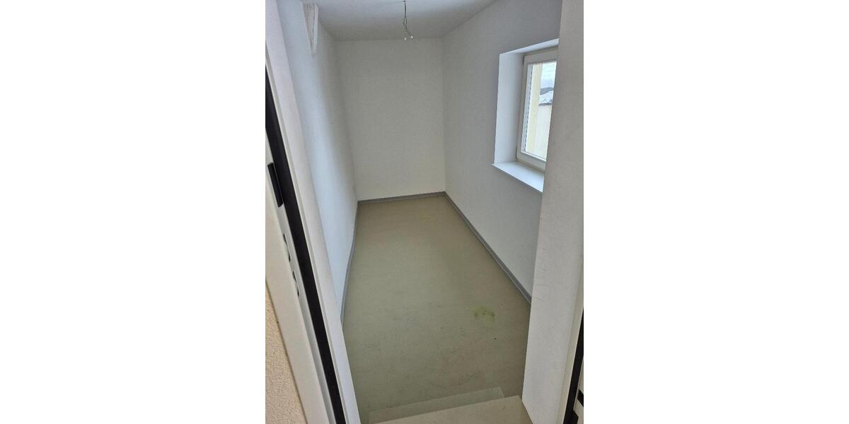 Etagenwohnung Mühlhausen (Thüringen) - 4 Zimmer, 114 m&sup2;, 984&euro; | Angebot:26084170