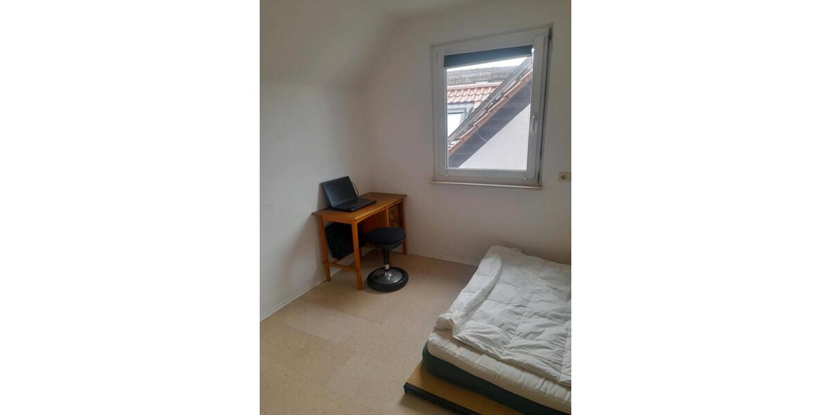 Wohnen auf Zeit Tübingen Lustnau - 1 Zimmer, 14 m&sup2;, 200&euro; | Angebot:26153840
