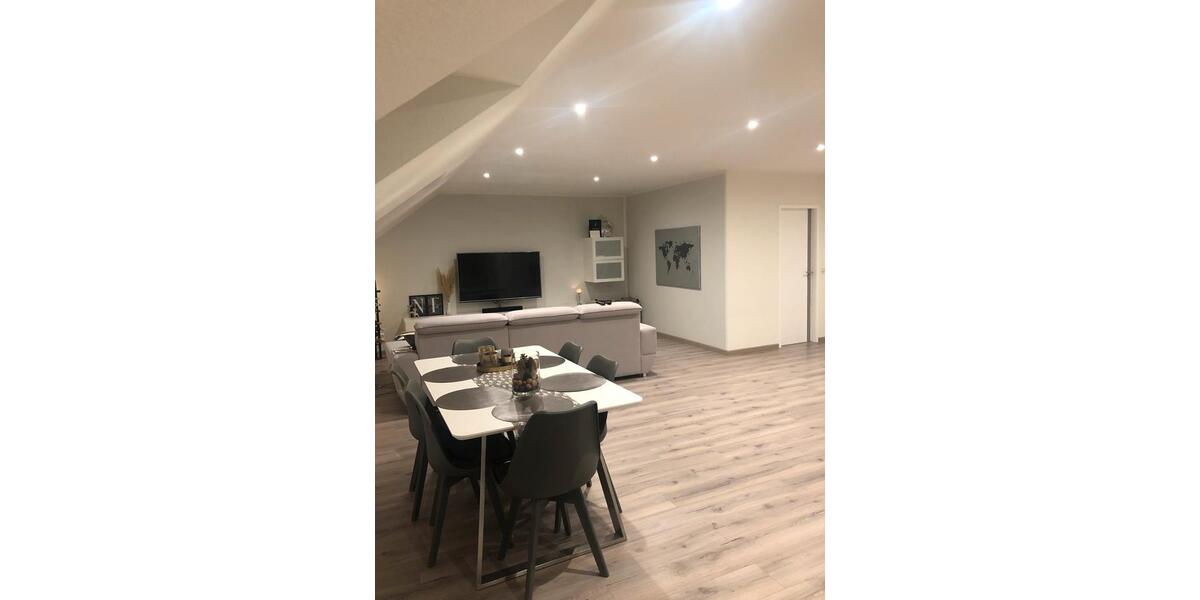 Helle Dachgeschosswohnung in Bruchköbel Stadt 67 m2 2 zimmer