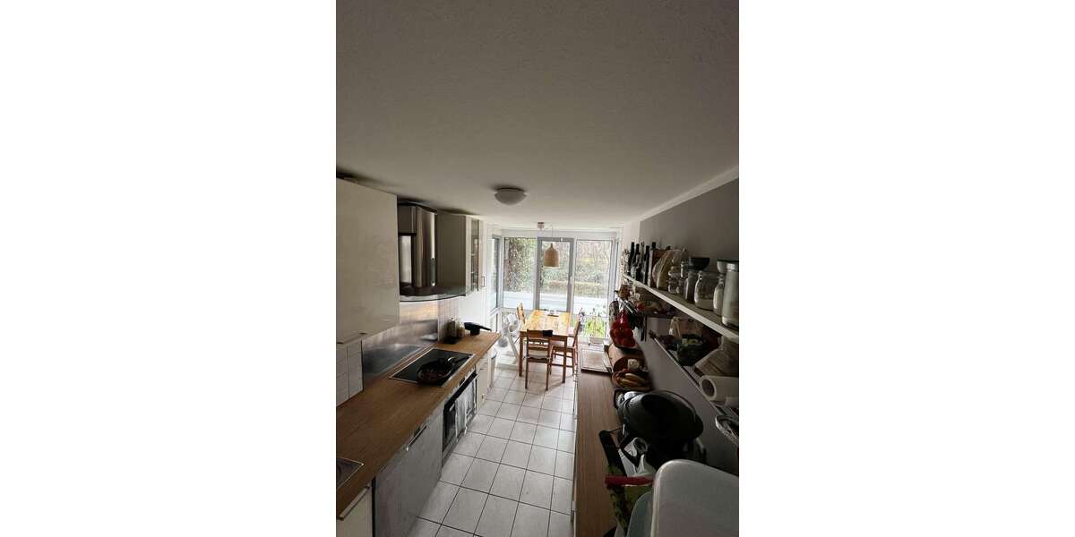 Etagenwohnung Ludwigsburg - 3.5 Zimmer, 87 m&sup2;, 1.280&euro; | Angebot:27220196