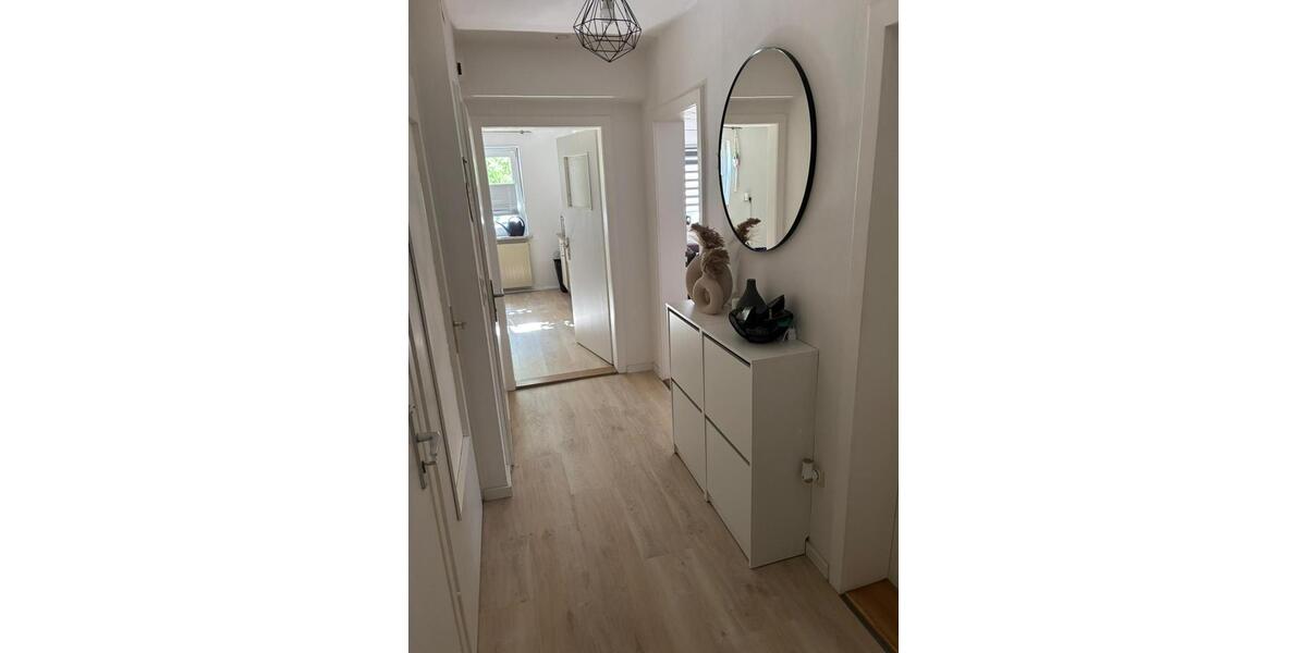 Schöne 2 12 Zimmerwohnung mit Garage in Bayreuth-Oberpreuschwitz 2 zimmer