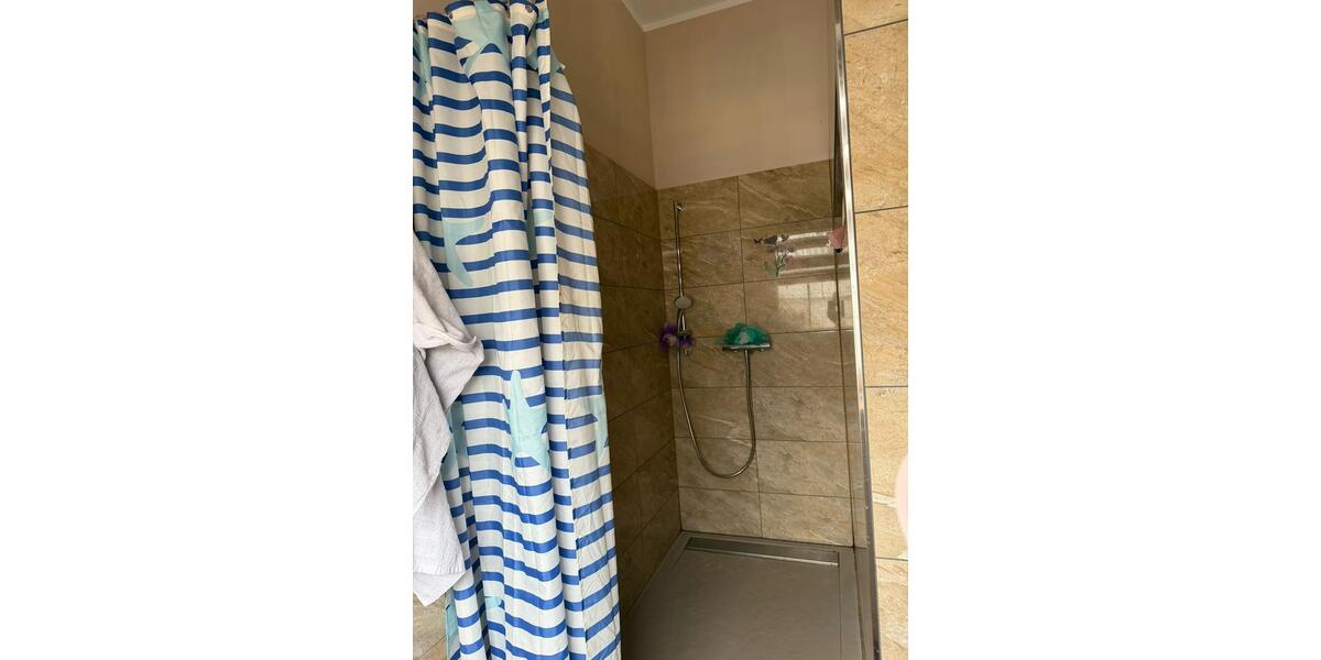 Etagenwohnung Riesa - 5 Zimmer, 120 m&sup2;, 840&euro; | Angebot:25851781