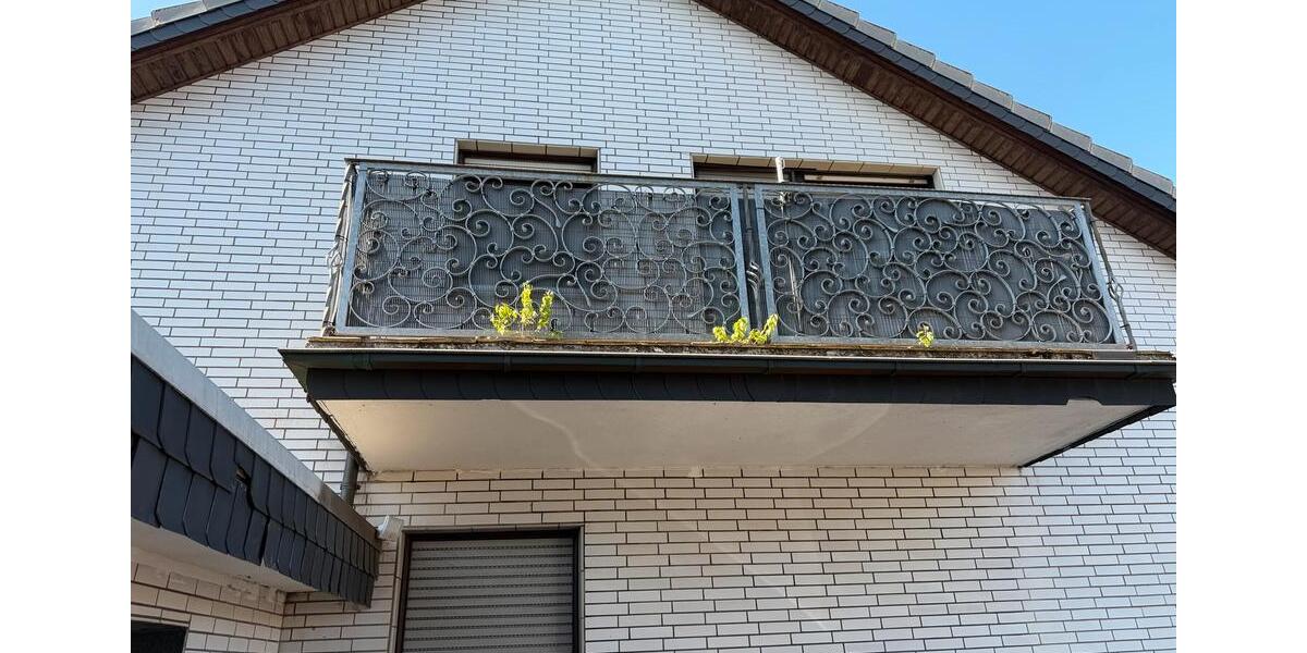 Etagenwohnung Duisburg Rheinhausen - 3 Zimmer, 93 m&sup2;, 1.300&euro; | Angebot:26696745
