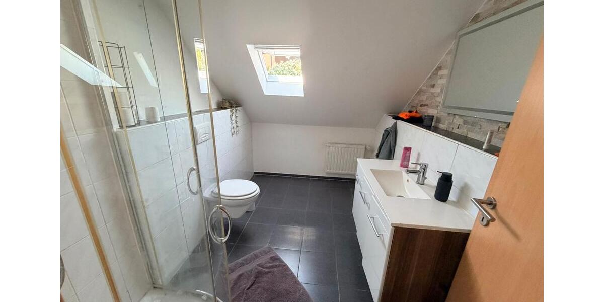 Dachgeschoßwohnung Wiehl - 2 Zimmer, 51 m&sup2;, 550&euro; | Angebot:26442277