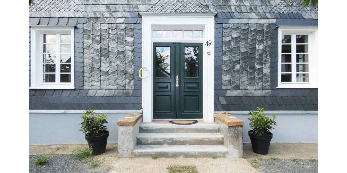 Einfamilienhaus Köln Dünnwald - 6 Zimmer, 240 m&sup2;, 3.500&euro; | Angebot:23951216