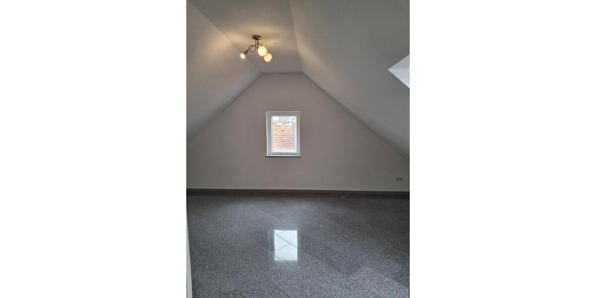 Maisonettenwohnung Pfullendorf - 5 Zimmer, 160 m&sup2;, 1.400&euro; | Angebot:26086894