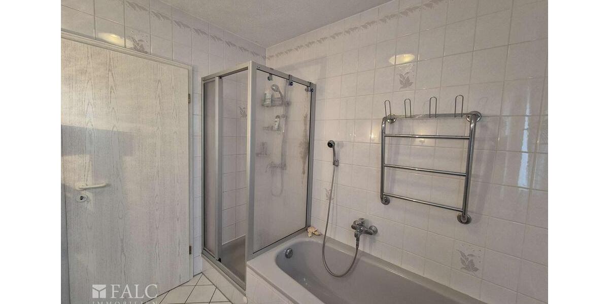 Erdgeschoßwohnung Königs Wusterhausen - 4 Zimmer, 93 m&sup2;, 1.767&euro; | Angebot:26003510