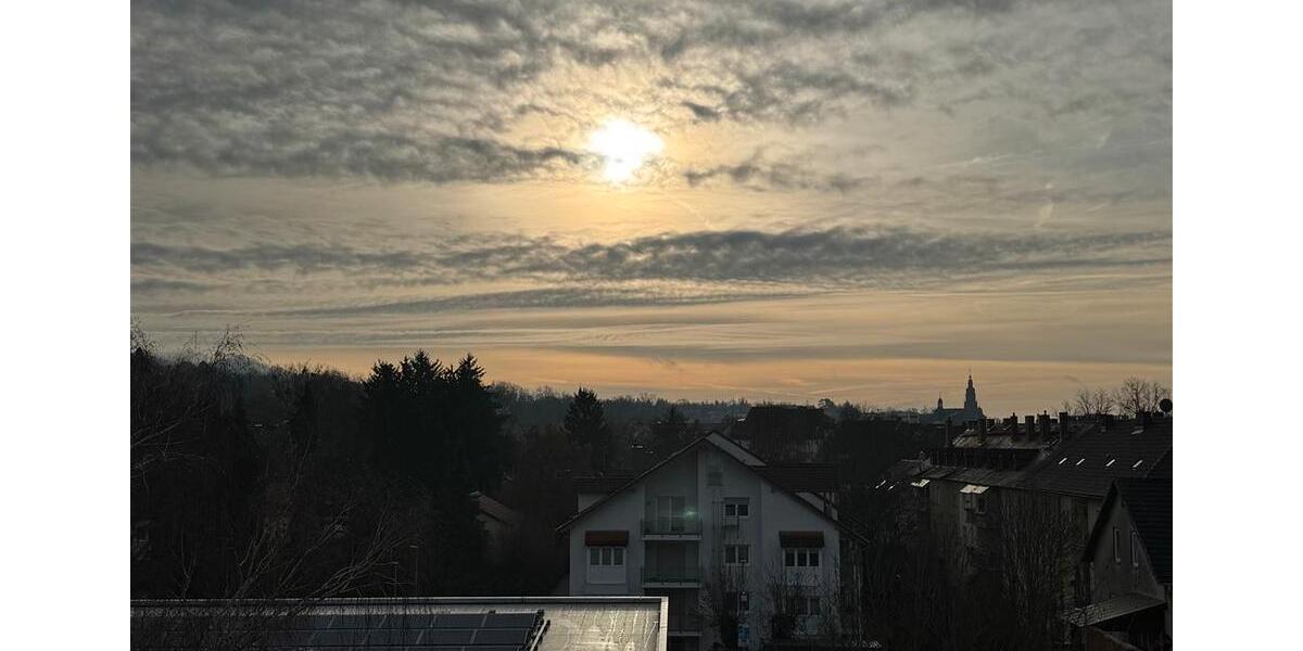 Dachgeschoßwohnung Coburg - 3 Zimmer, 63 m&sup2;, 555&euro; | Angebot:25182142